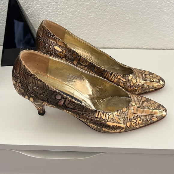 Vintage Rayne Custom Made Gold Shiny Heels! - Picture 2 of 15